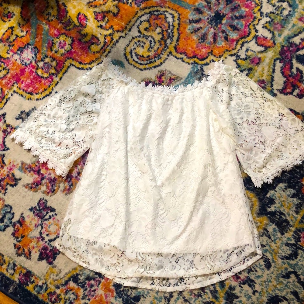🎈Miholl Cream Lace Off Shoulder Top